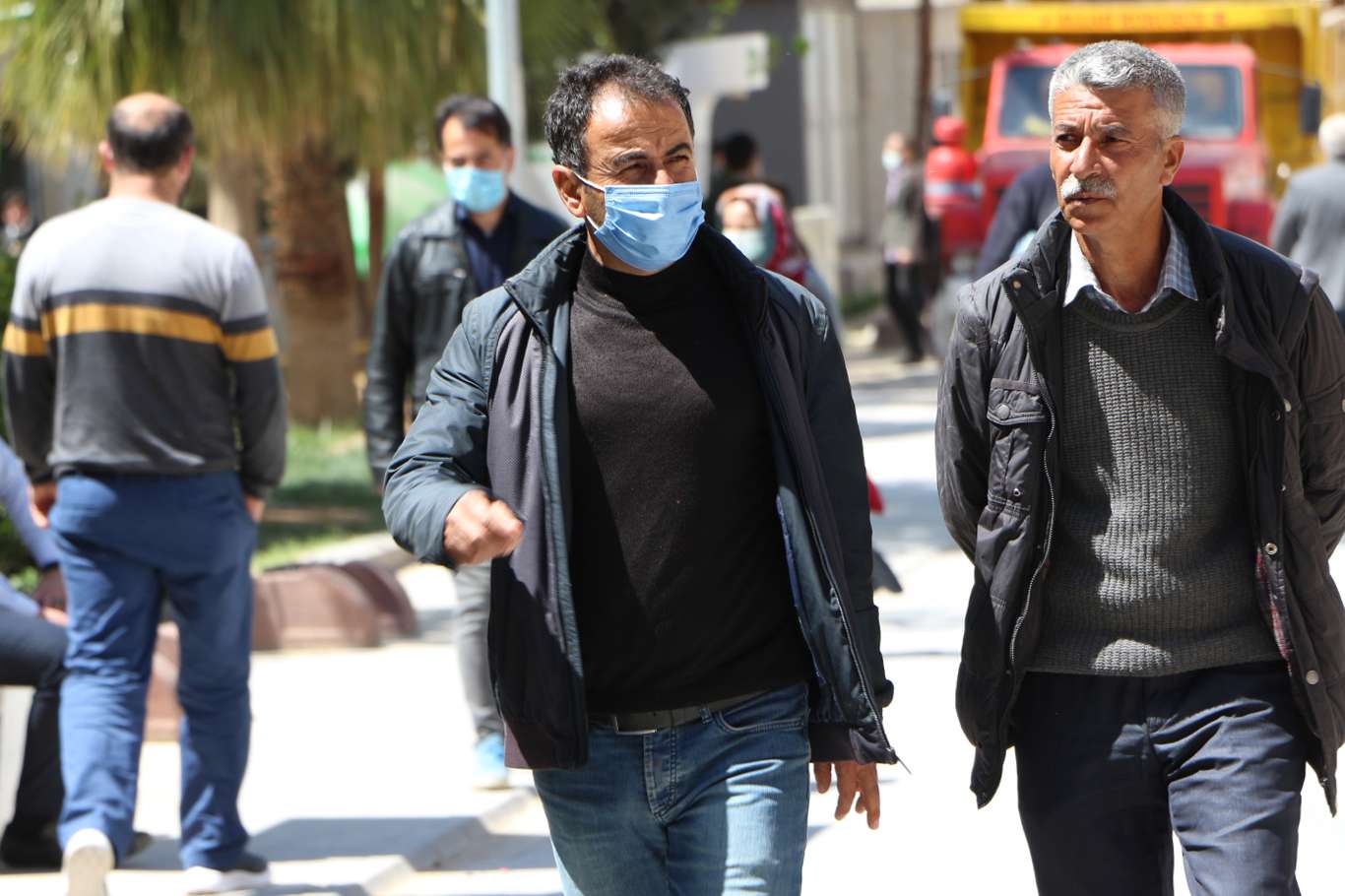 Halk kısmi kapanma kararına nasıl bakıyor? Halk kısmi kapanma kararına nasıl bakıyor?